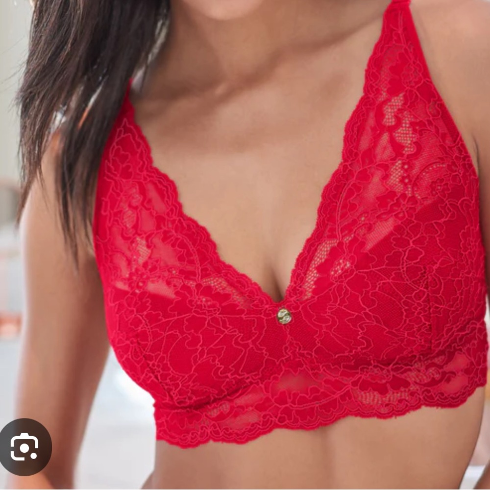 SOLD NEW PEARL by VENUS Red Lace Wireless Bralette with Longline Silhouette - Picture 2 of 7